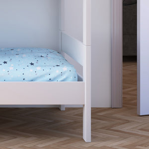 close-up-white-footboard-bottom-bunk-simple-minimalistic-design