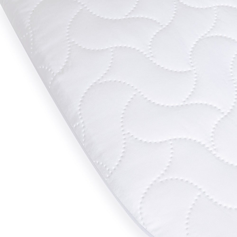 Zoom in of Clair de Lune Quilted Microfibre Bedside Crib Mattress (76 x 40 cm)