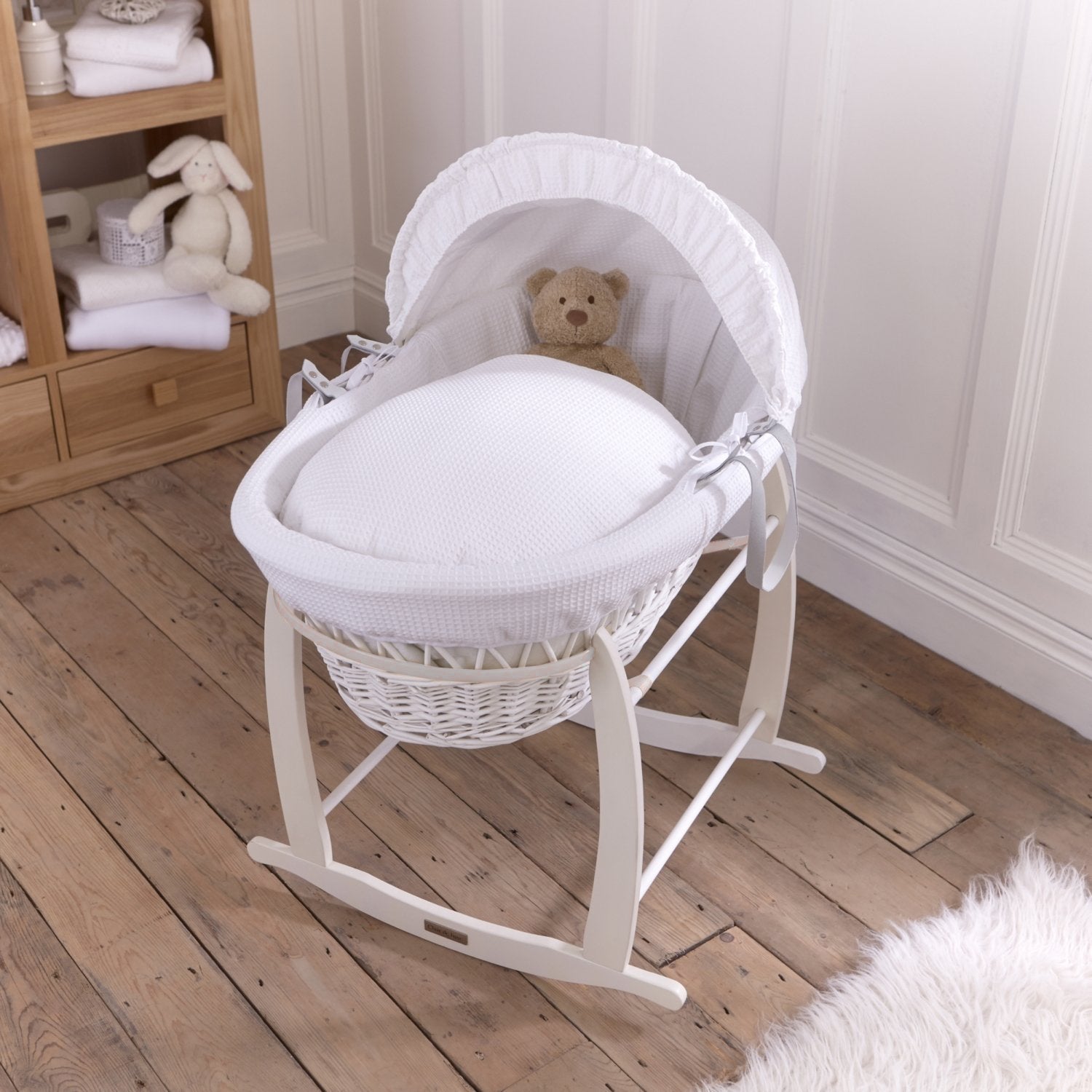 Clair de Lune Waffle White Wicker Moses Basket