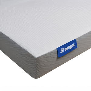 white-airflow-pocket-mattress-with-grey-boarder-close-up