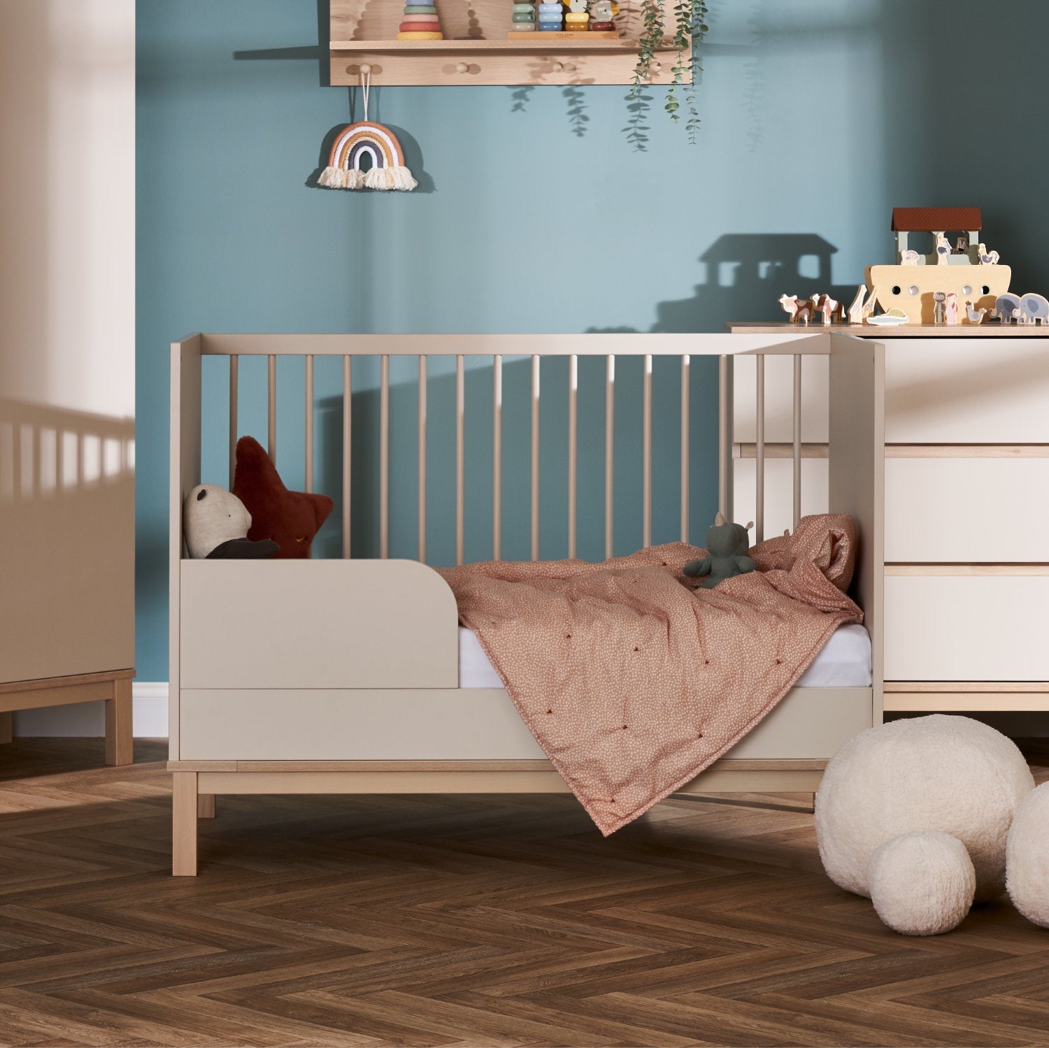 Obaby Astrid Mini Cot Bed - White