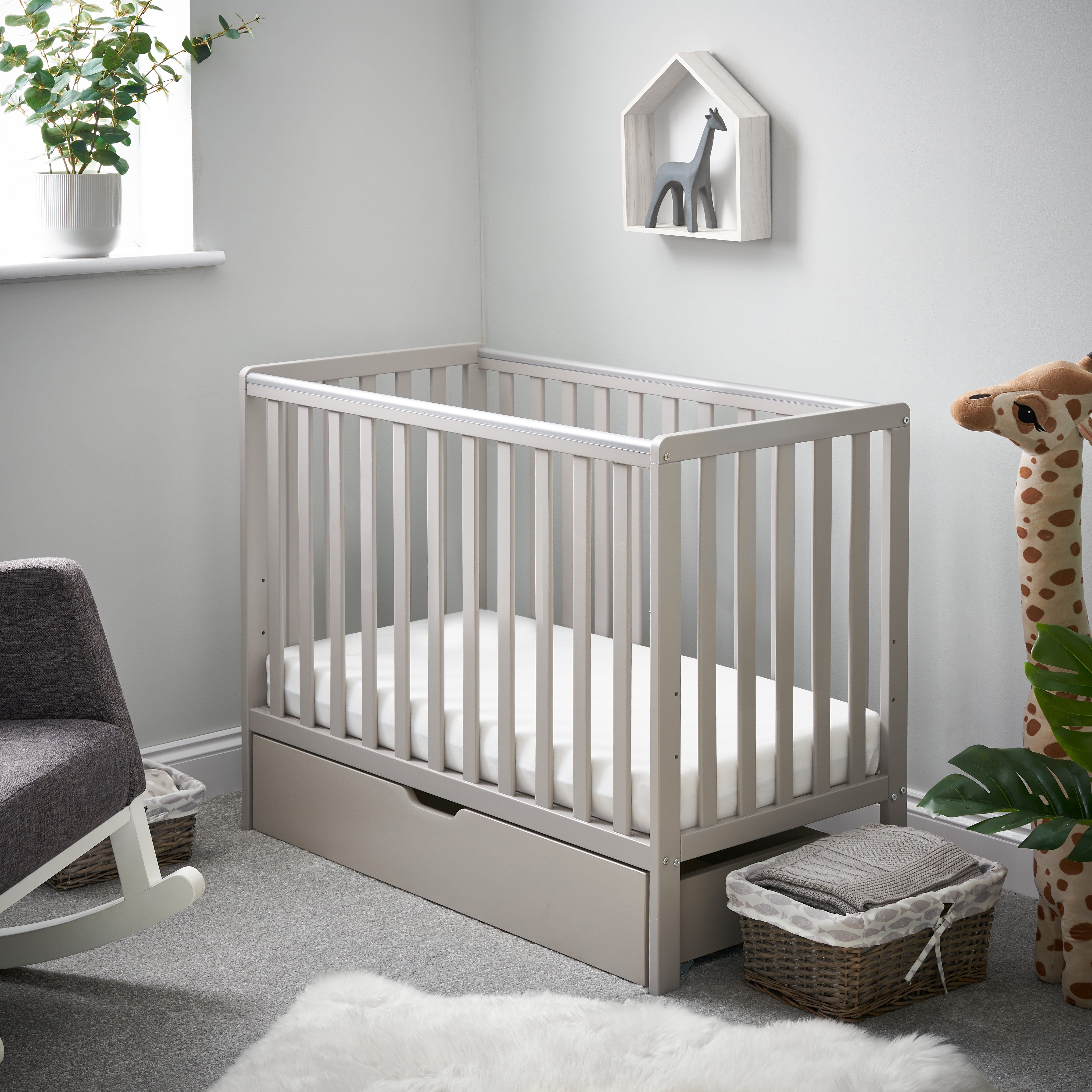 Obaby Bantam Space Saver Nursery Cot - Warm Grey